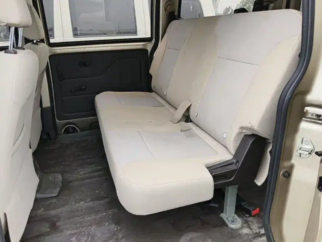 Wuling Hongguang V — Фото автомобиля 16