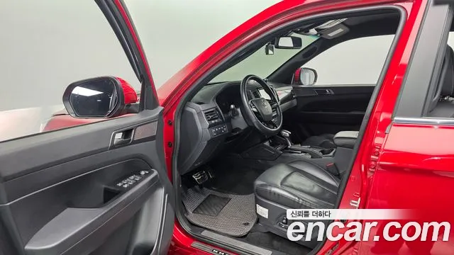 KG_Mobility_Ssangyong Rexton Новый Rexton Sport Khan Дизель 2.2 4WD — Фото автомобиля 10