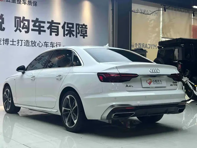 Audi A4L — Фото автомобиля 15