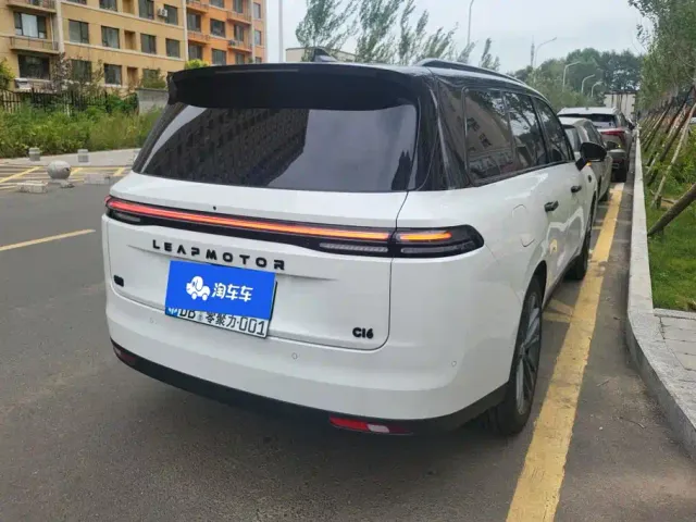 Leapmotor C16 — Фото автомобиля 3