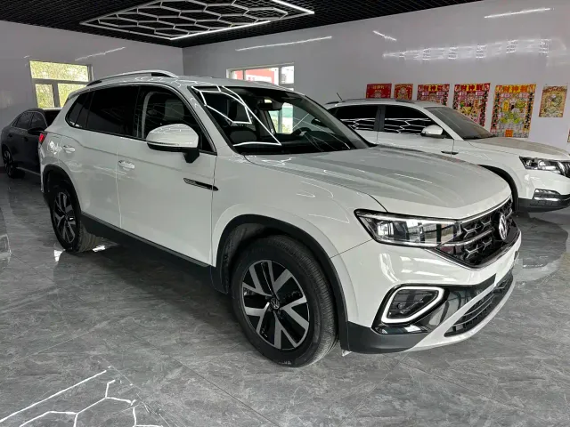 Volkswagen Tayron — Фото автомобиля 3