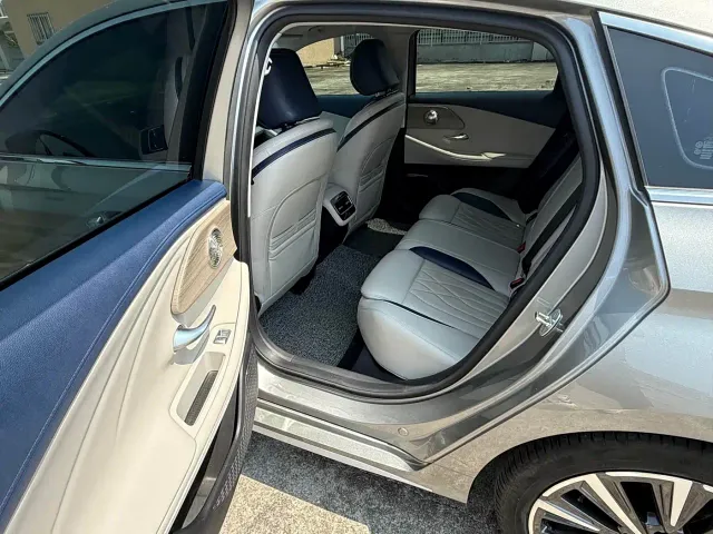 Chery Arrizo 8 — Фото автомобиля 6
