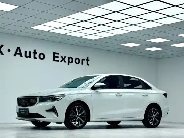 Geely Emgrand — Фото автомобиля 5