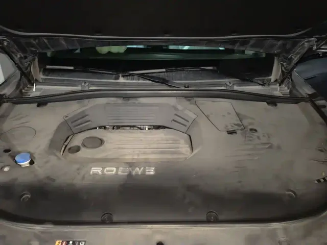 Roewe RX9 — Фото автомобиля 16
