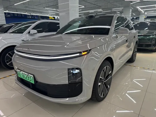 Фотография автомобиля — Li Auto L6