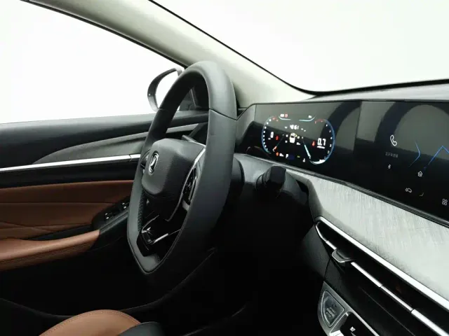Changan Eado — Фото автомобиля 22