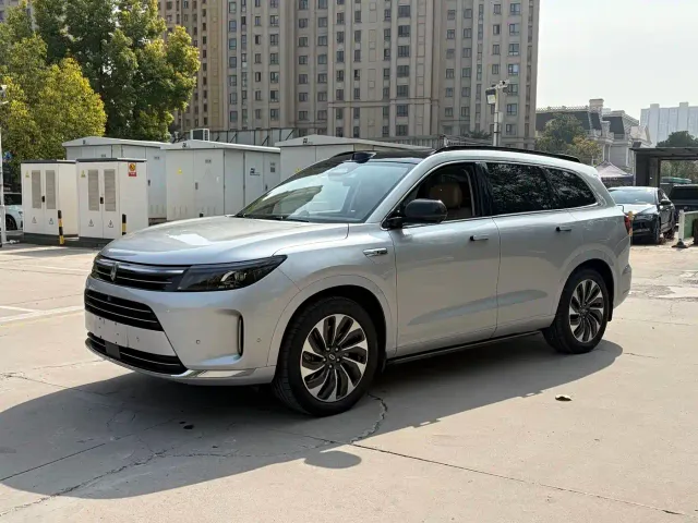 Aito M7 — Фото автомобиля 4