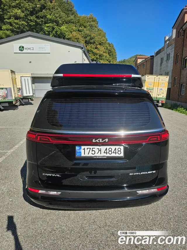 Kia Carnival 4th Gen — Фото автомобиля 3