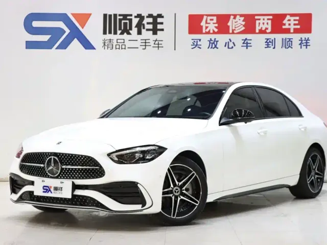 Фотография автомобиля — Mercedes-Benz C-Class