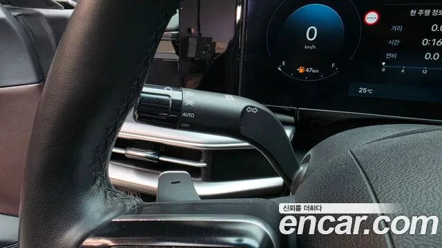 Hyundai Grandeur GN7 — Фото автомобиля 28