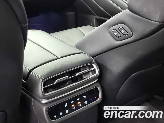 Genesis GV80 2.5T Бензин AWD — Фото автомобиля 13