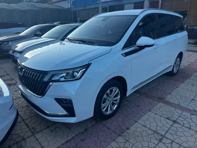 Wuling Jiachen — Фото автомобиля 25