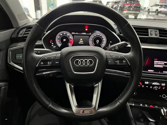 Audi Q3 Sportback — Фото автомобиля 15