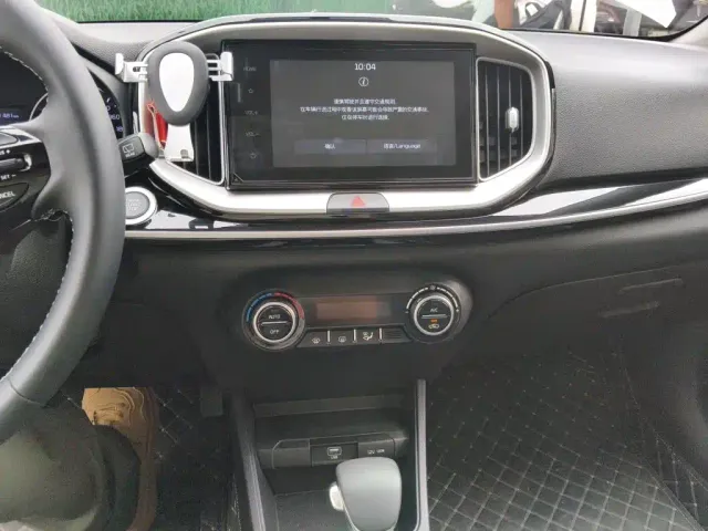 Kia KX1 — Фото автомобиля 9