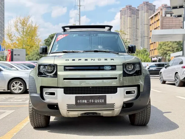 Land Rover Defender — Фото автомобиля 2