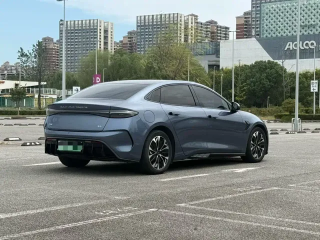 BYD Seal — Фото автомобиля 9