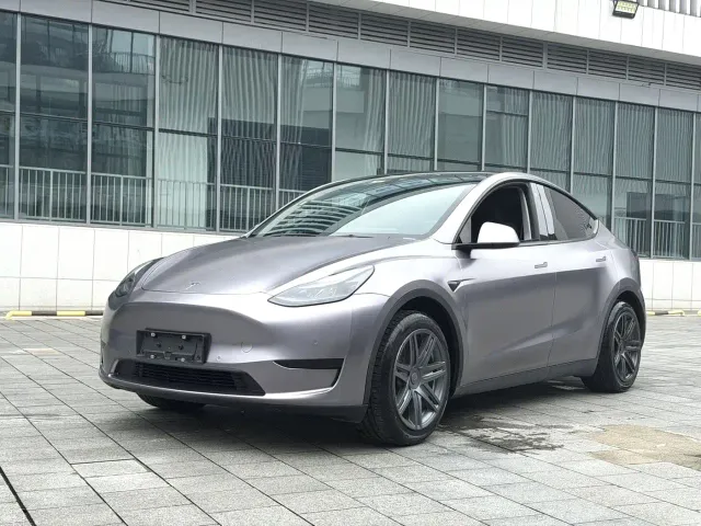 Фотография автомобиля — Tesla Model Y