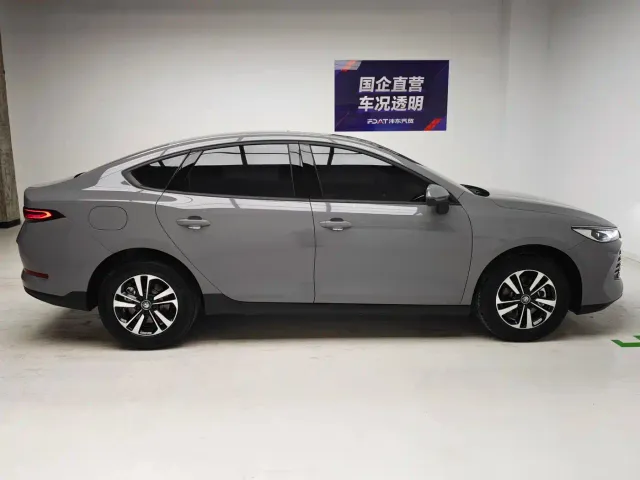 BYD Qin PLUS — Фото автомобиля 7