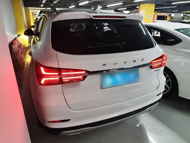 Roewe RX5 — Фото автомобиля 4