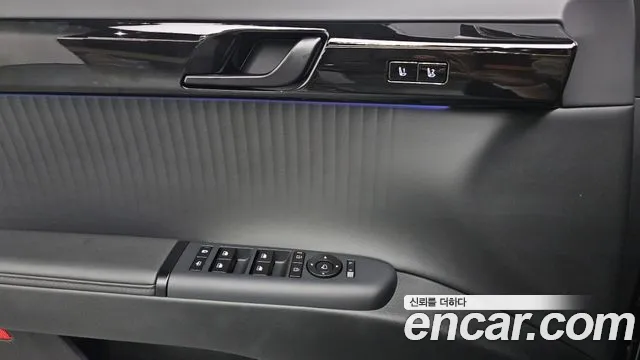 Hyundai Grandeur Grandeur (GN7) 3.5 Бензин 4WD — Фото автомобиля 24