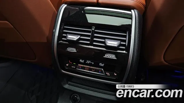 BMW X7 — Фото автомобиля 26