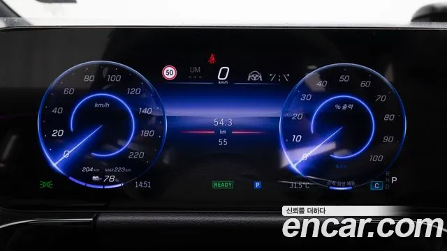 Mercedes-Benz EQA H243 — Фото автомобиля 8