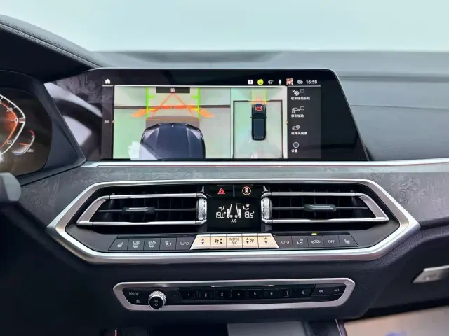 BMW X5 — Фото автомобиля 13
