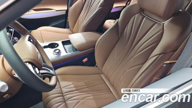 Genesis GV70 — Фото автомобиля 27