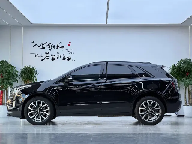 Cadillac XT5 — Фото автомобиля 19