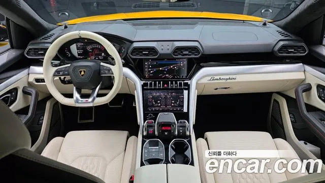 Lamborghini Urus — Фото автомобиля 7