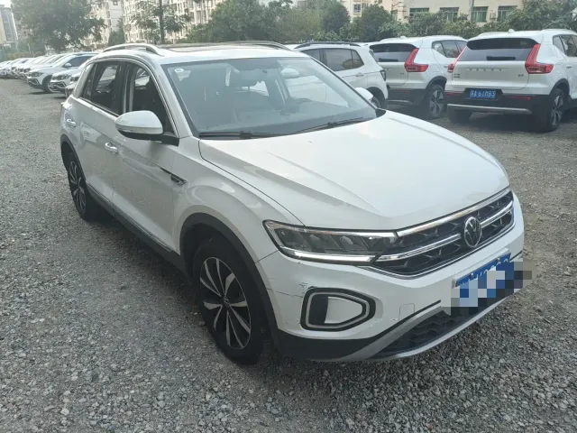 Volkswagen T-Roc — Фото автомобиля 2