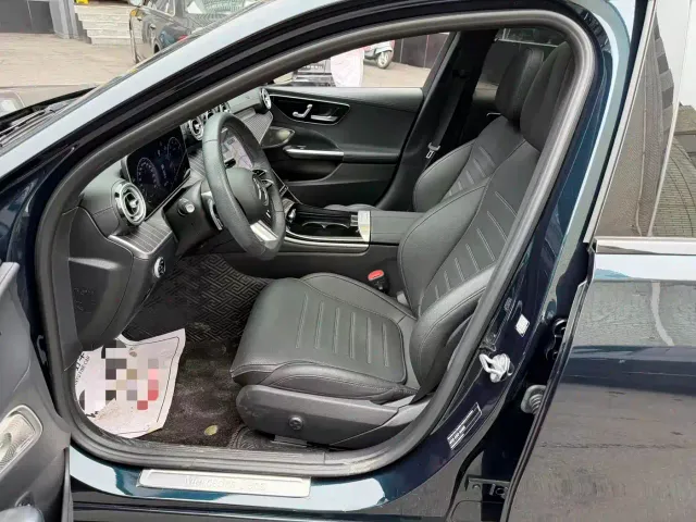 Mercedes-Benz C-Class — Фото автомобиля 4