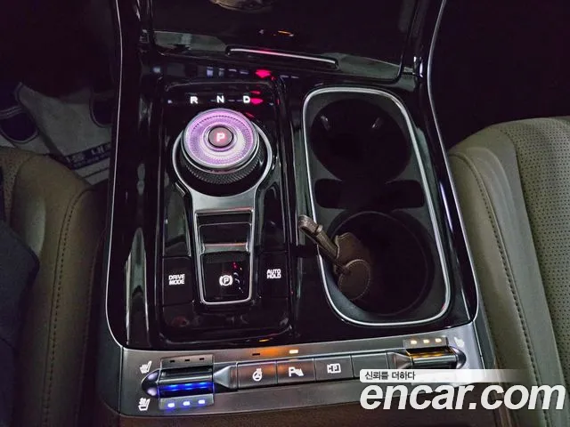 Kia Canival Carnival 4 поколение Бензин 9 мест Signature — Фото автомобиля 24