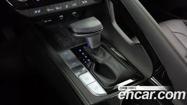 Hyundai Avante — Фото автомобиля 12
