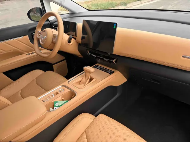 Wuling Starlight 730 — Фото автомобиля 8