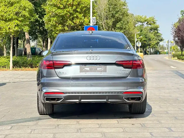 Audi A4L — Фото автомобиля 14