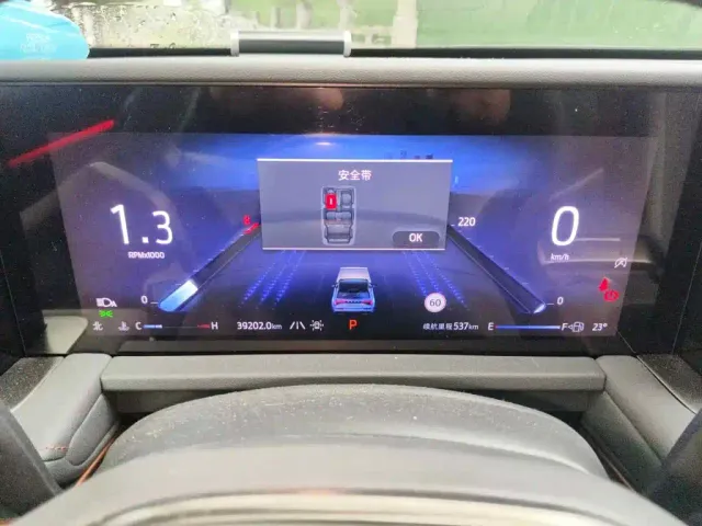 Ford Edge — Фото автомобиля 4