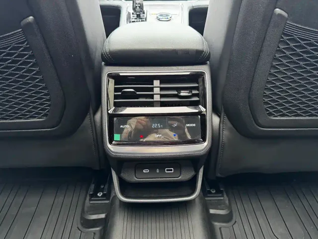 Geely Xingyue L — Фото автомобиля 15