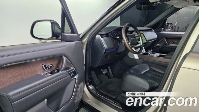 Land Rover Range Rover — Фото автомобиля 10