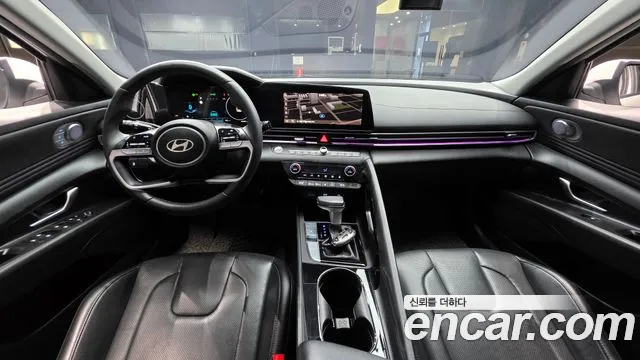 Hyundai AVANTE Новый Avante (CN7) — Фото автомобиля 7