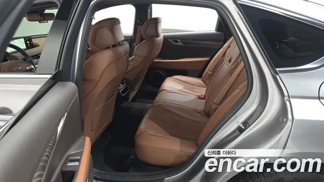 Genesis G80 Бензин 2.5 турбо AWD — Фото автомобиля 11