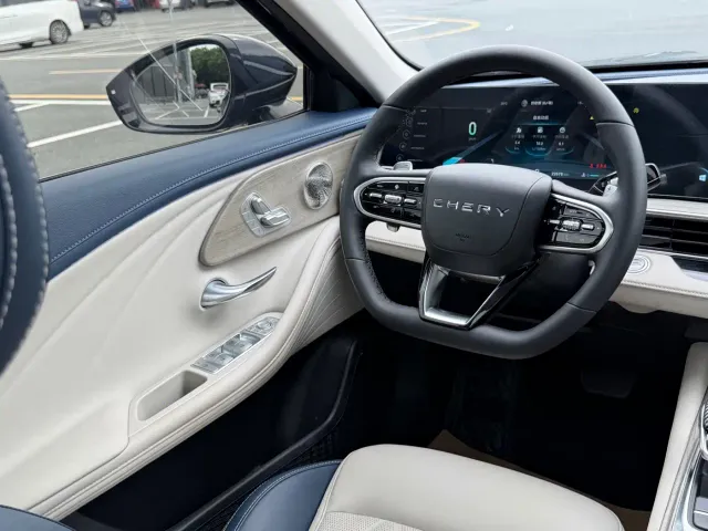 Chery Arrizo 8 — Фото автомобиля 14