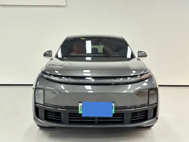 Li Auto L7 — Фото автомобиля 2