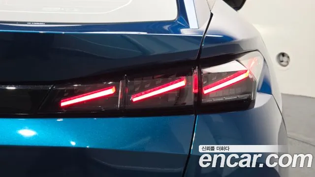 Peugeot 408 — Фото автомобиля 23