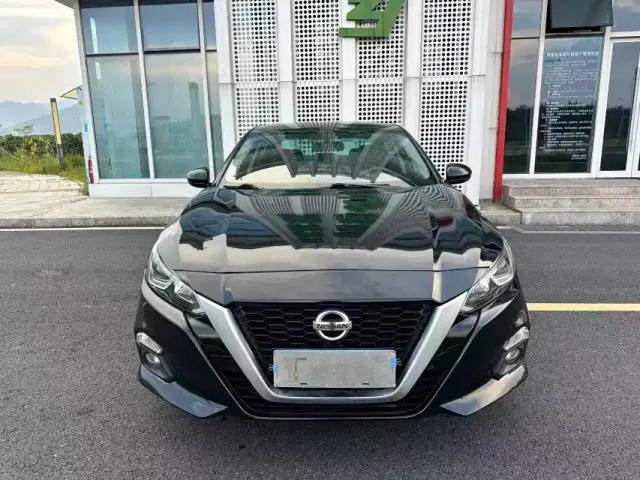 Nissan Teana — Фото автомобиля 2