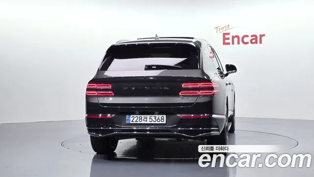 Genesis GV80 — Фото автомобиля 3