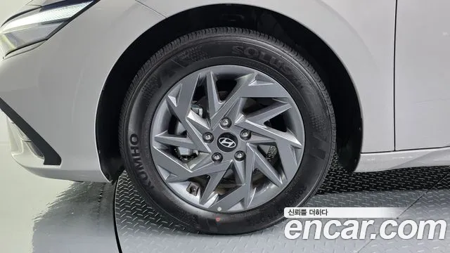 Hyundai AVANTE Новый Avante (CN7) — Фото автомобиля 5