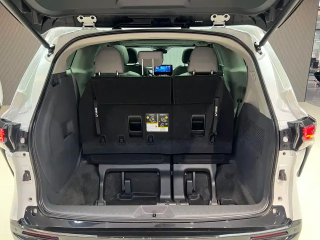 Toyota Granvia — Фото автомобиля 18