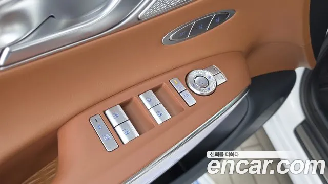 Genesis GV70 2.5T Бензин AWD — Фото автомобиля 25