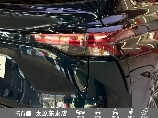 Toyota Granvia — Фото автомобиля 4